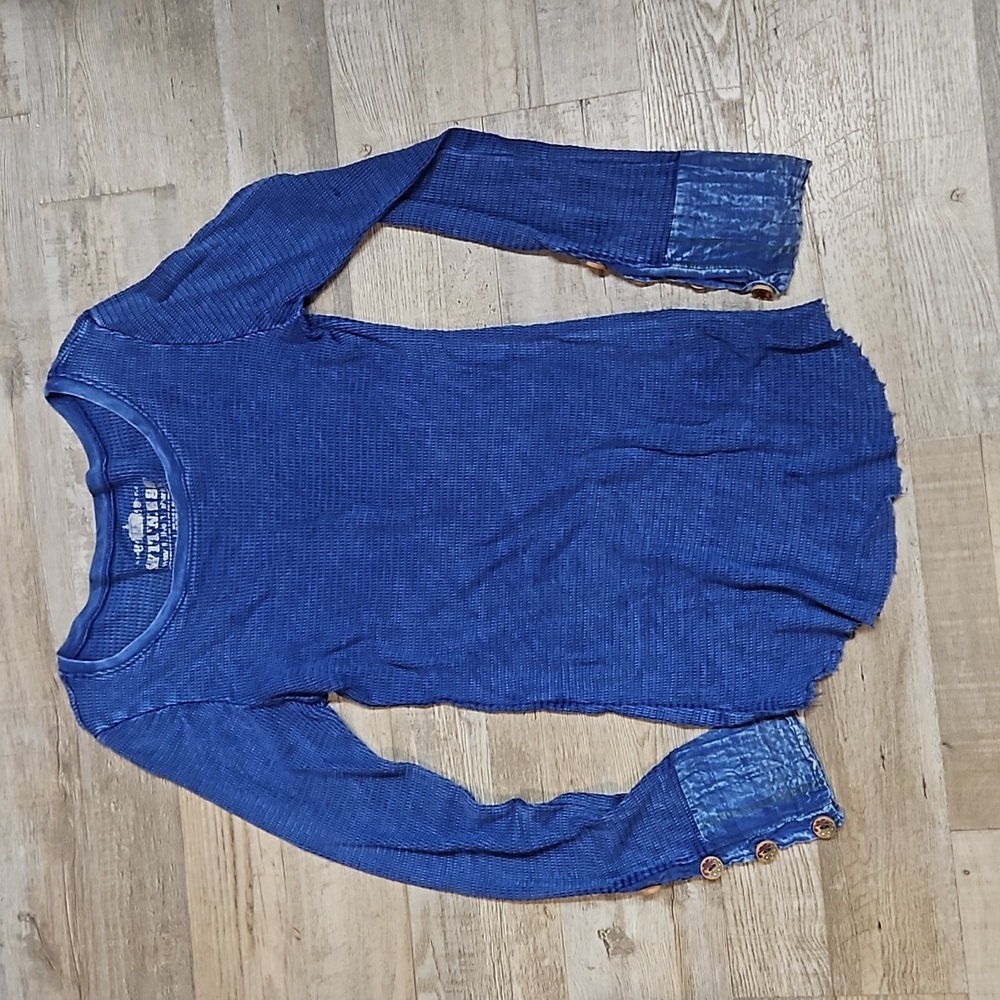 BLUE Long Sleeve Cute Button Cuffs